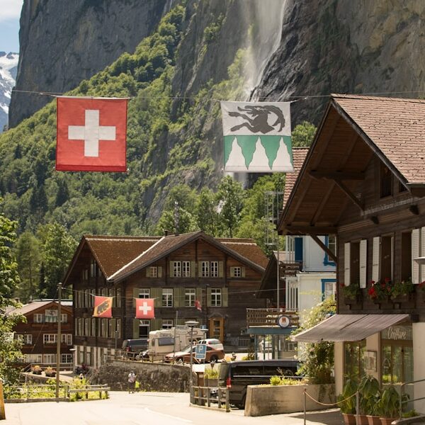 Photo "Salaries in Switzerland: Who really earns the most?"
